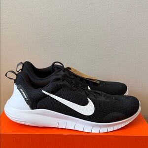 Nike Flex Experience Run 12 Black White DV0740-004 Men’s Size 10.5